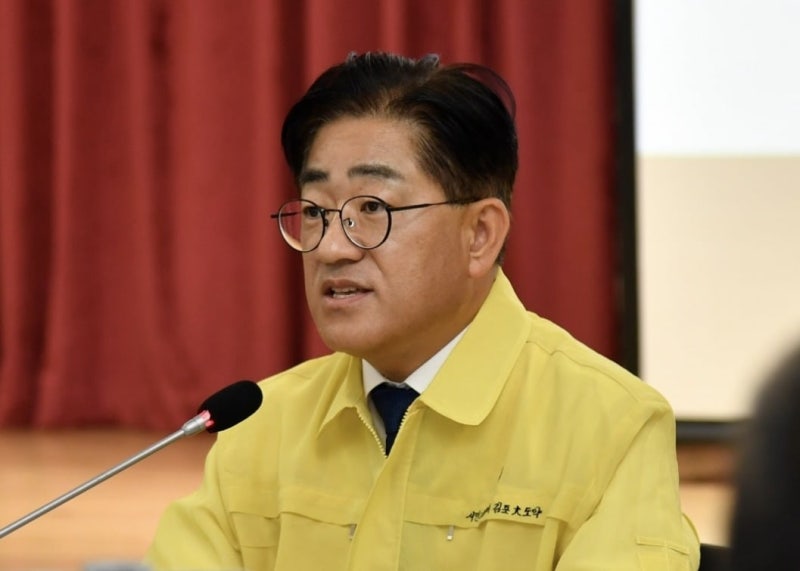 김포FC 58억 횡령…이기형 <b>김포시장</b>, 공공기관 특별감사