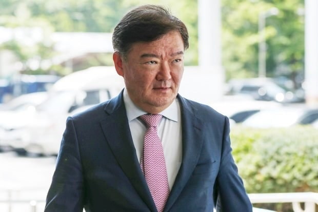 <b>민경욱</b> 전 의원, '부정선거' 강연 중 쓰러져…"<b>의식불명</b>"