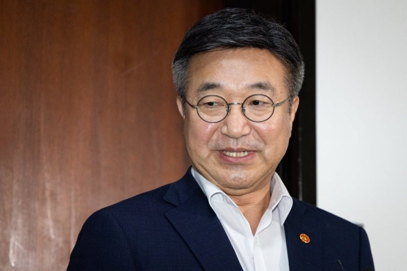 정부, '장윤기 사건' 공식 사과…"<b>경찰</b> 비리 척결할 것"