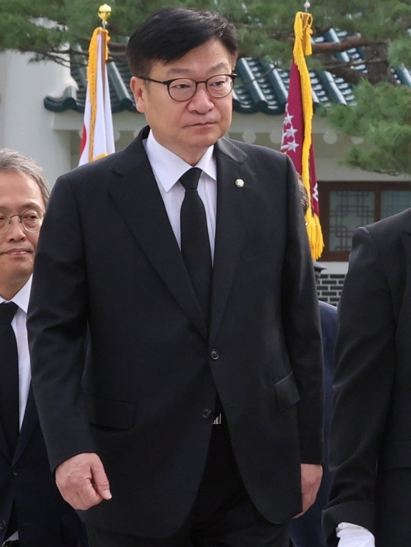 <b>정점식</b> "보완수사권 폐지에 <b>침묵</b>하는 李…정치 비겁하게 해서야"
