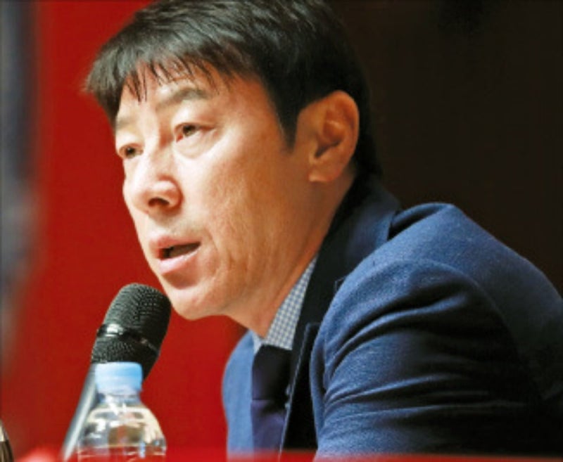 선수 폭행 논란 터졌던 신태용 감독 결국 자격정지 1년 징계 철퇴