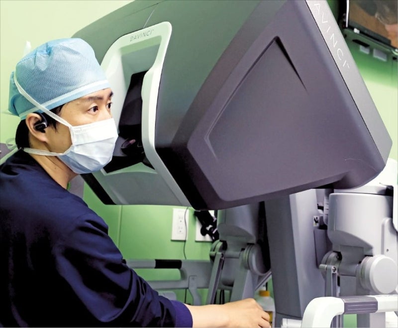 위암 로봇수술로 이틀 만에 일상 복귀…위기능 보존 수술법 개발