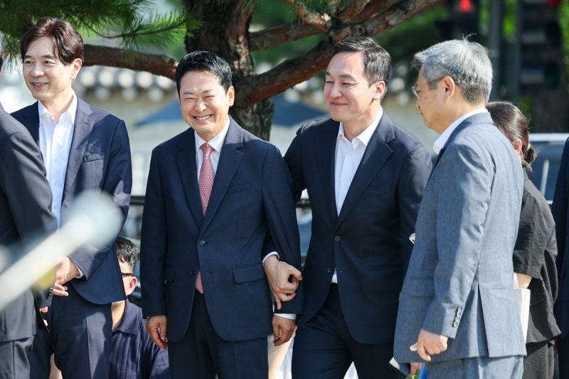 <b>장동혁 방미 비용</b> 2억380만원…野 "이전 대표들보다 적다"