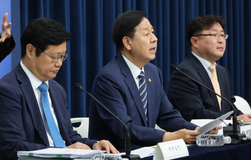구윤철 "30억 이하 <b>보유세</b> 완화…40억 이상 주택은 응능부담"