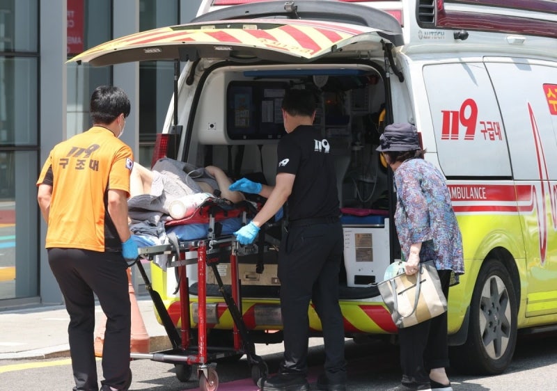 <b>서울</b> 폭염중대경보 이틀째…어제 <b>온열질환자</b> 39명 '올해 <b>최다</b>'