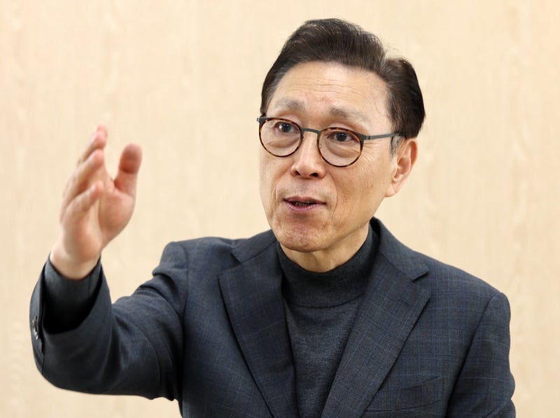[속보] 규제합리화 부위원장에 <b>김태유</b>·국립외교원장 김흥규