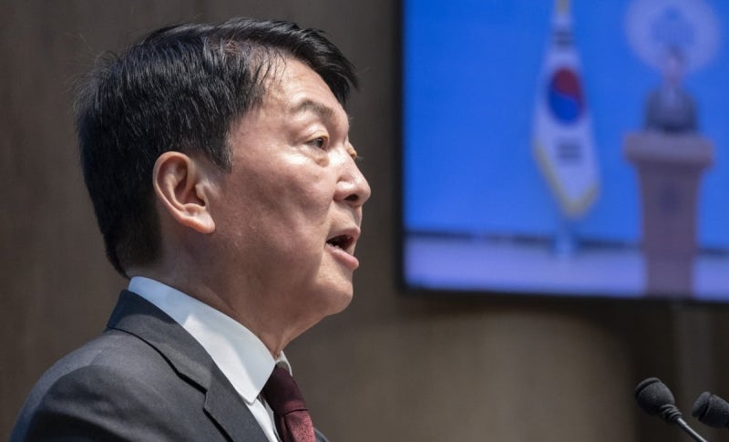 <b>안철수</b> "'복당 운동권'이 당 쑥대밭…차기 <b>총선 배제</b>해야"