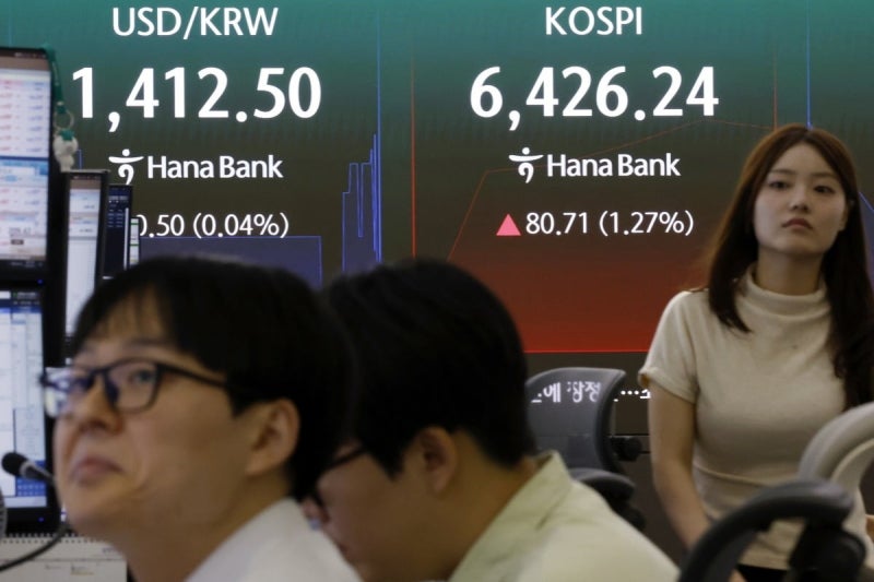 [속보] <b>코스피</b> 급등에 <b>매수 사이드카</b> 발동