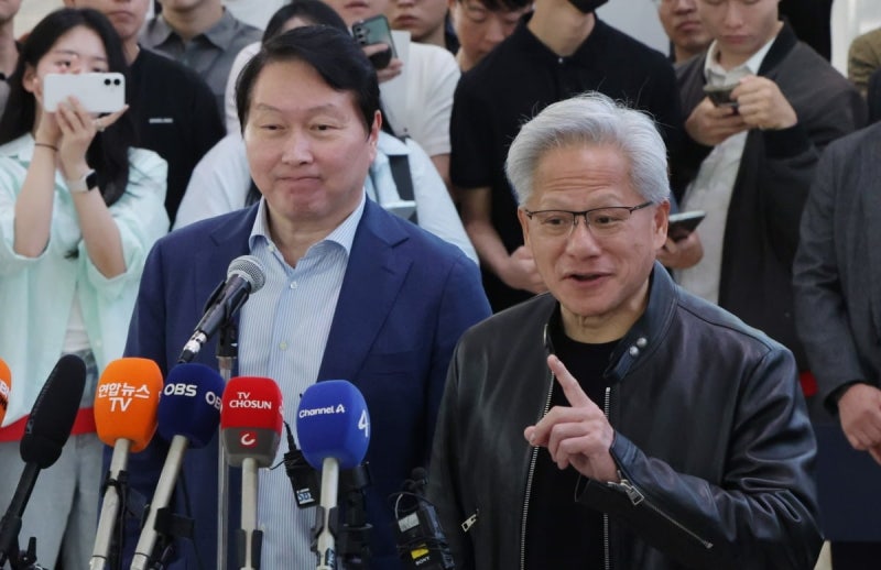 <b>SK하이닉스</b>, <b>인디애나팹</b> 27일 <b>착공</b>식…최태원·젠슨 황 만나나