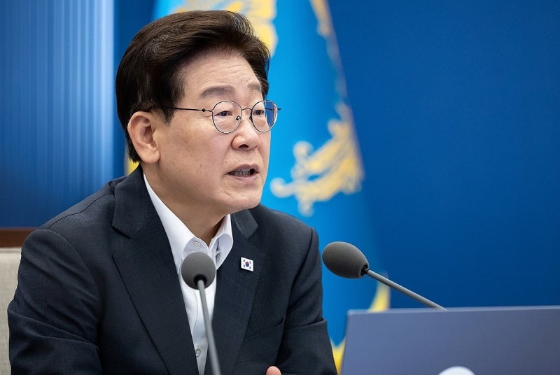 李대통령 "<b>위안부</b> 피해자 명예 회복, 끝까지 책임지겠다"