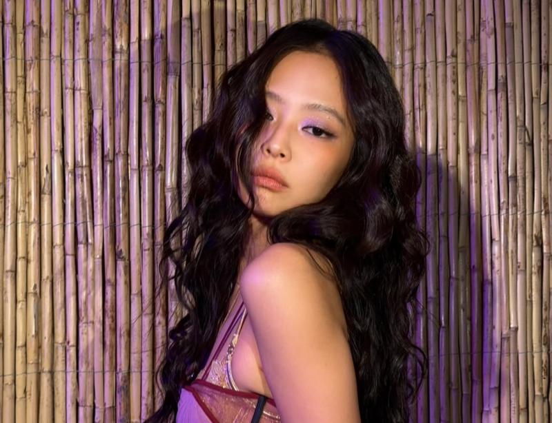 '너무 예쁘다'…<b>제니</b> 눈가에 여성들 '열광' 뭐길래 [김기자의 알고리즘...