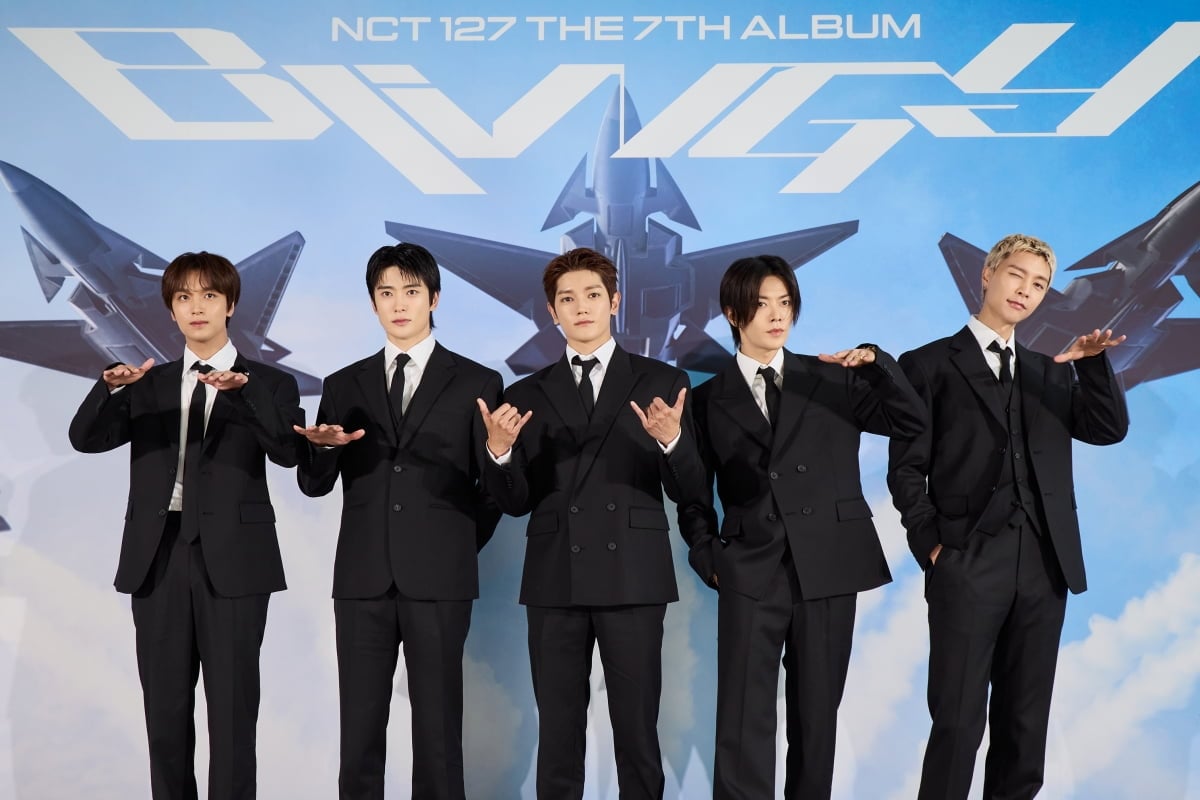 다시 <b>NCT 127</b>의 시간…10년 다진 팀워크에 초심 더했다 [종합]