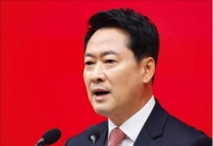 이준석 사퇴한 날, 보수통합 띄운 張