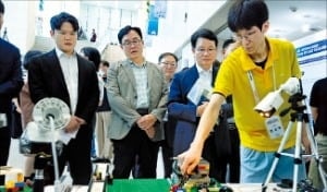 포스코DX, 청소년 AI 경진대회 개최