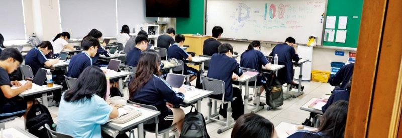 현행 대입 체제 '마지막 승부'…'N수생 변수' 커졌다