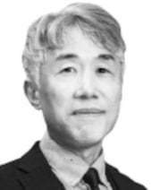 [윤혜준의 인문학과 경제] 물로 시작된 산업혁명, 물로 귀결될 AI혁명