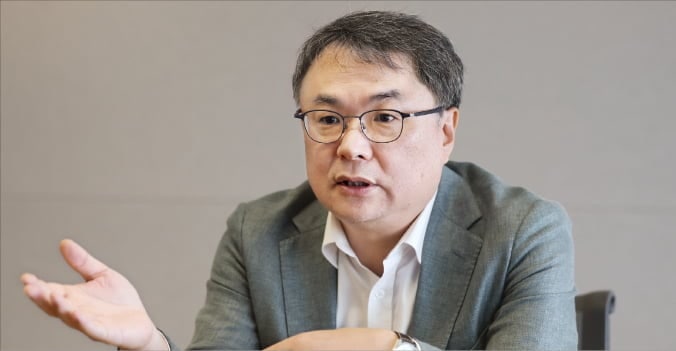 이정훈 "이젠 불확실성이 표준…과감히 베팅해야"