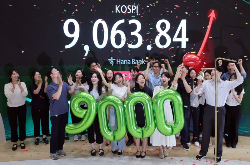 "꿈의 9천피 다시 올까"…여의도 증권가서 꼽은 '9월 찐바닥'
