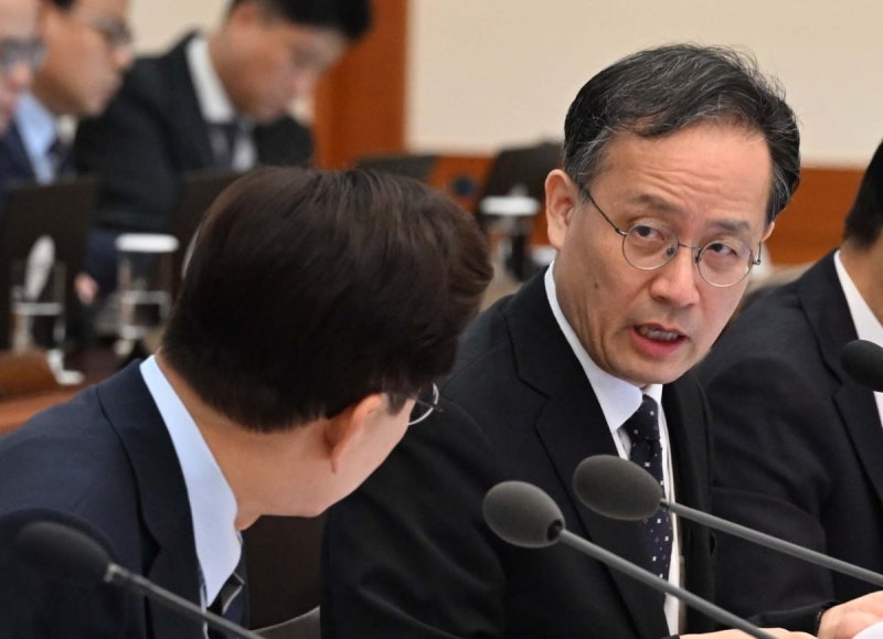 "추석 물가 못 잡으면 <b>지명</b> 취소"…<b>李</b> '뼈있는' 농담 [영상]