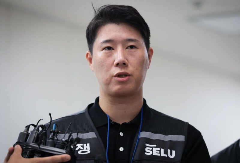 삼전 '집회 조끼', 노조위원장 <b>장인 회사</b>와 <b>계약</b>…<b>최승호</b> "가장 싸서"