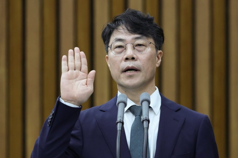 [속보] 김성수 대법관 후보자 임명동의안 <b>국회 본회의 통과</b>