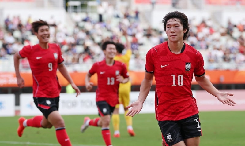 [속보] 남자<b>축구</b>, 4연패 보인다…중국 꺾고 결승 진출