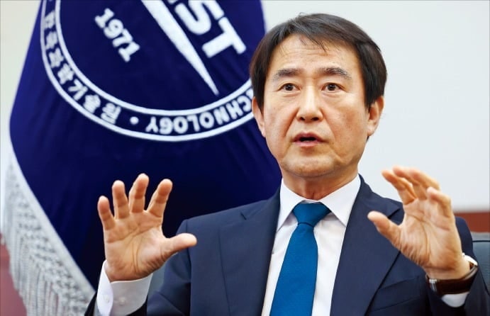 "LLM 다음으로 피지컬AI 준비해야…'AI전사' 육성 집중할 것"