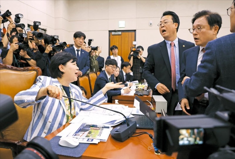 曺 "대법관 제청에 국회·대통령 간섭 위헌"