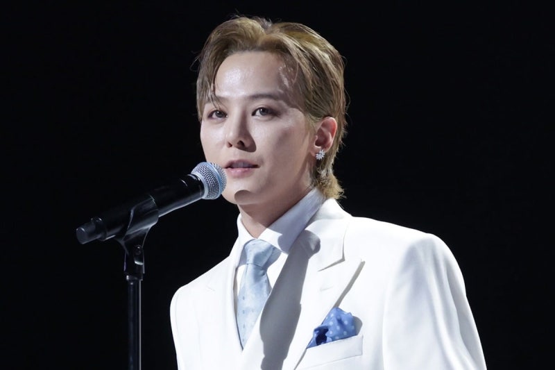 운동화·모자 품절시키더니…지드래곤 이름 건 화장품 나온다