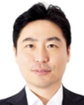 [한경에세이] 돈보다 소중한 것