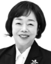 [기고] 여성 CEO의 출산이 기업 성장 막지 않으려면