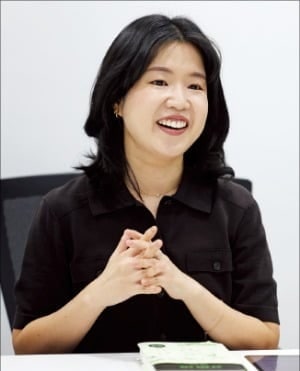 [책마을] "믿음에 대해 써봤어요…외계인을 둘러싼 광신과 의심들"