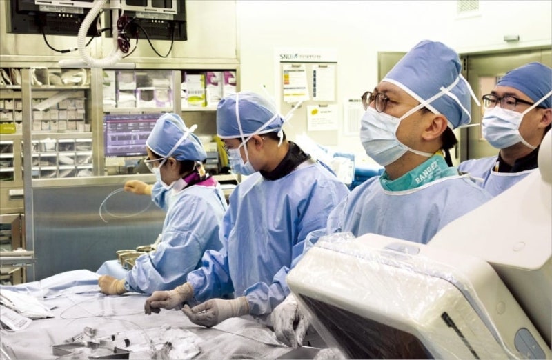 생사 가르는 대동맥 수술…'맞춤형 스텐트'로 치료 새길 열어