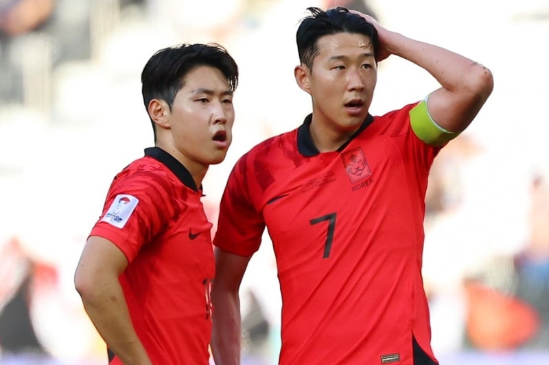 '<b>이강인</b>이 손흥민 왕따 주도?'…<b>소속사</b> "사실무근" <b>법적대응</b> 예고