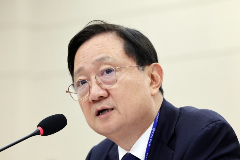 SK하이닉스 발등에 불? 금감원장이 제동 건 솔리다임 IPO