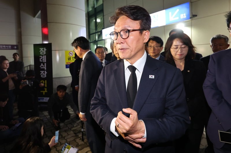 <b>김민석</b> '<b>응급</b>환자 전용<b>구역</b>' <b>주차</b> 논란…김태선 "제 잘못"