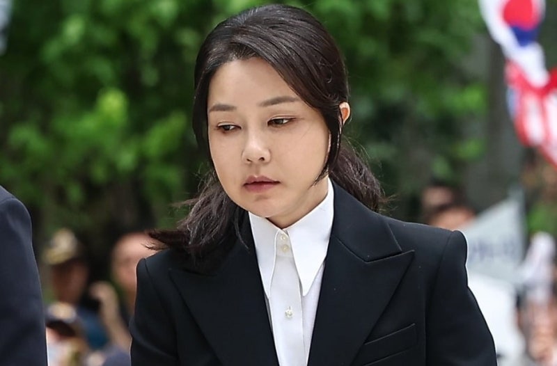 대법, <b>김건희</b> 추가 <b>구속영장 발부</b>