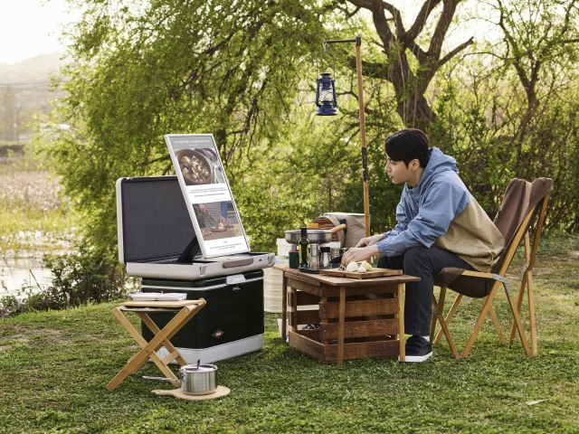 LG전자 ‘LG 스탠바이미 고(Go)’ 대표 이미지. [롯데백화점 제공]