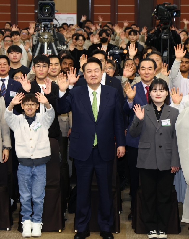 尹 "<b>팔공산</b>, 무장애 탐방로 확충…누구도 소외되지 않는 <b>국립공원</b>으로"
