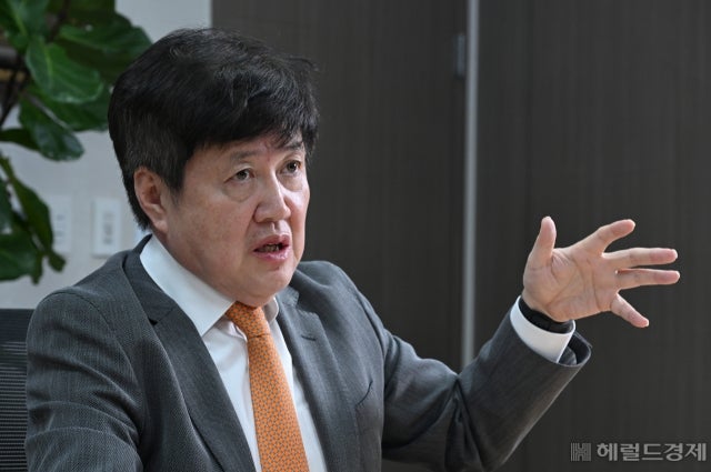 ‘文정부 통계조작 최초제기’ 與 <b>유경준</b>, 강남병 공천 재심 요구