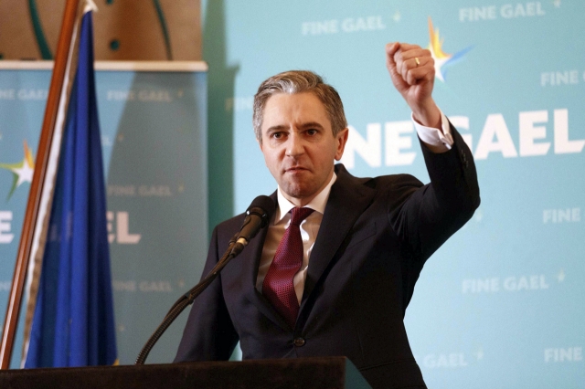37세 해리스, 아일랜드 집권당 대표로…역대 최연소 총리 전망