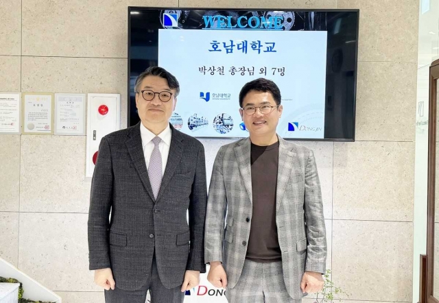박상철 2025 바카라사이트 총장, 원통형 2차전지 강소기업 ‘동진기업’ 방문