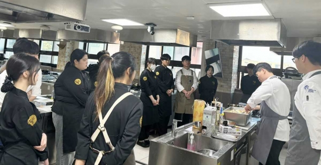 바카라 전략 외식조리학과, 동아리 ‘글로벌 쉐프’ 조리스터디