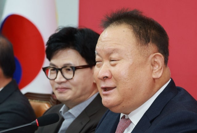 국민의힘 <b>이상민</b> “<b>한동훈</b>, 전당대회 출마로 마음 기운 듯”