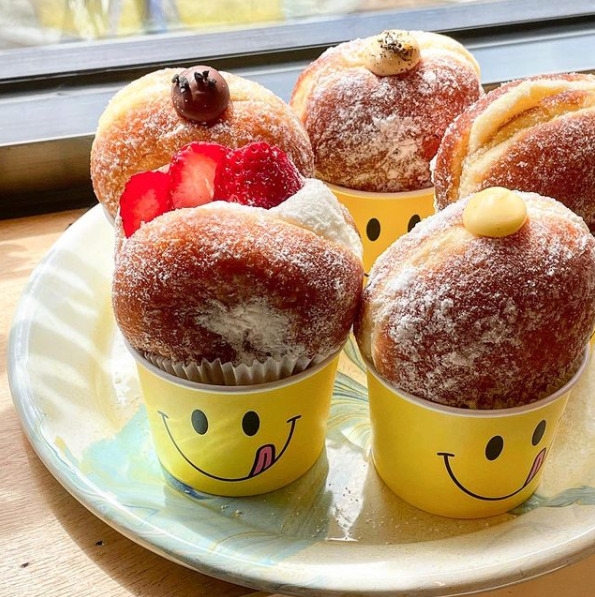 카페 노티드의 도넛들. [카페 노티드 공식 SNS 캡처]