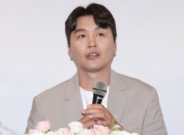 이동국도 나섰다…“<b>박주호</b>에 법적 대응? 이건 아냐” <b>축구협회</b> ‘비판’