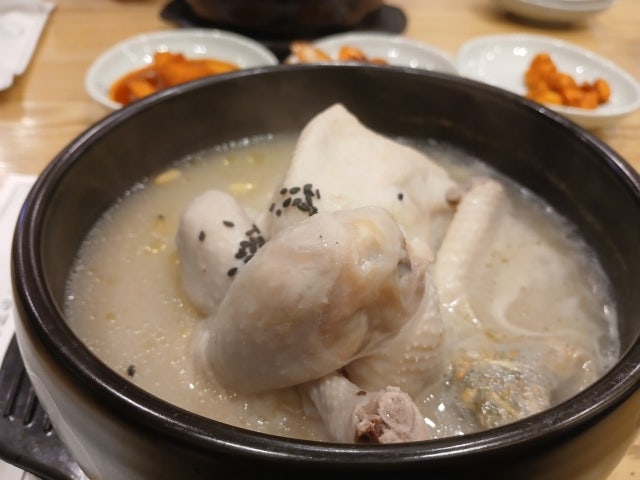 이런 적 처음…복날, ‘홈메이드 <b>삼계탕</b>’ 뜨는 이유?
