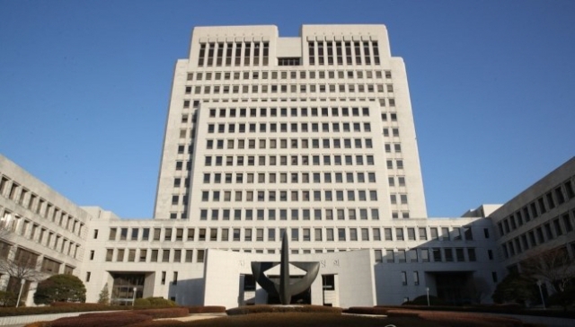 전매 금지 기간 분양권 알선 공인중개사…대법 “중개사법 위반 아냐, 주택법 위반”