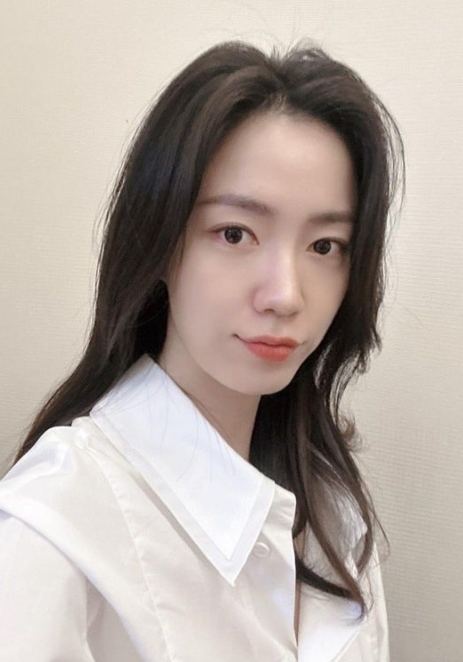 <b>화영</b> “티아라 멤버들 왕따·폭행·폭언 다 사실”…12년 만에 입 열었다