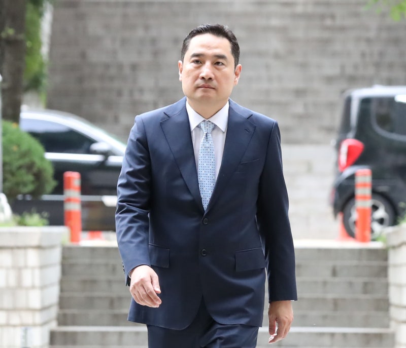 <b>강용석</b>, 4년간 <b>변호사</b> 못한다…‘도도맘 <b>무고</b> 종용’ 유죄 확정